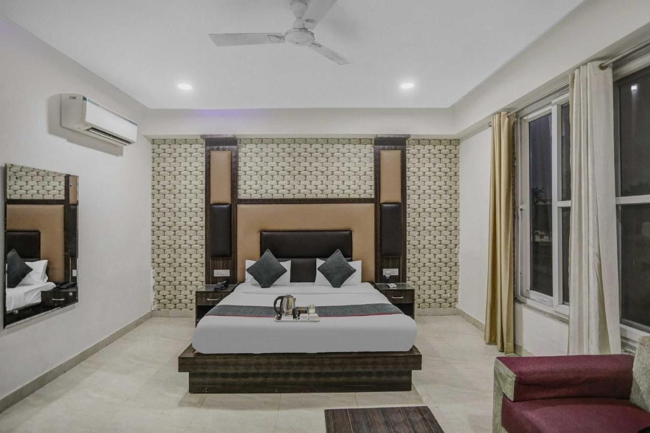 Townhouse 22956 Hotel Grand Residency Delhi  Exterior foto