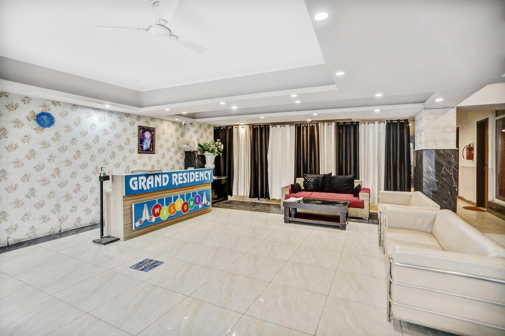 Townhouse 22956 Hotel Grand Residency Delhi  Exterior foto