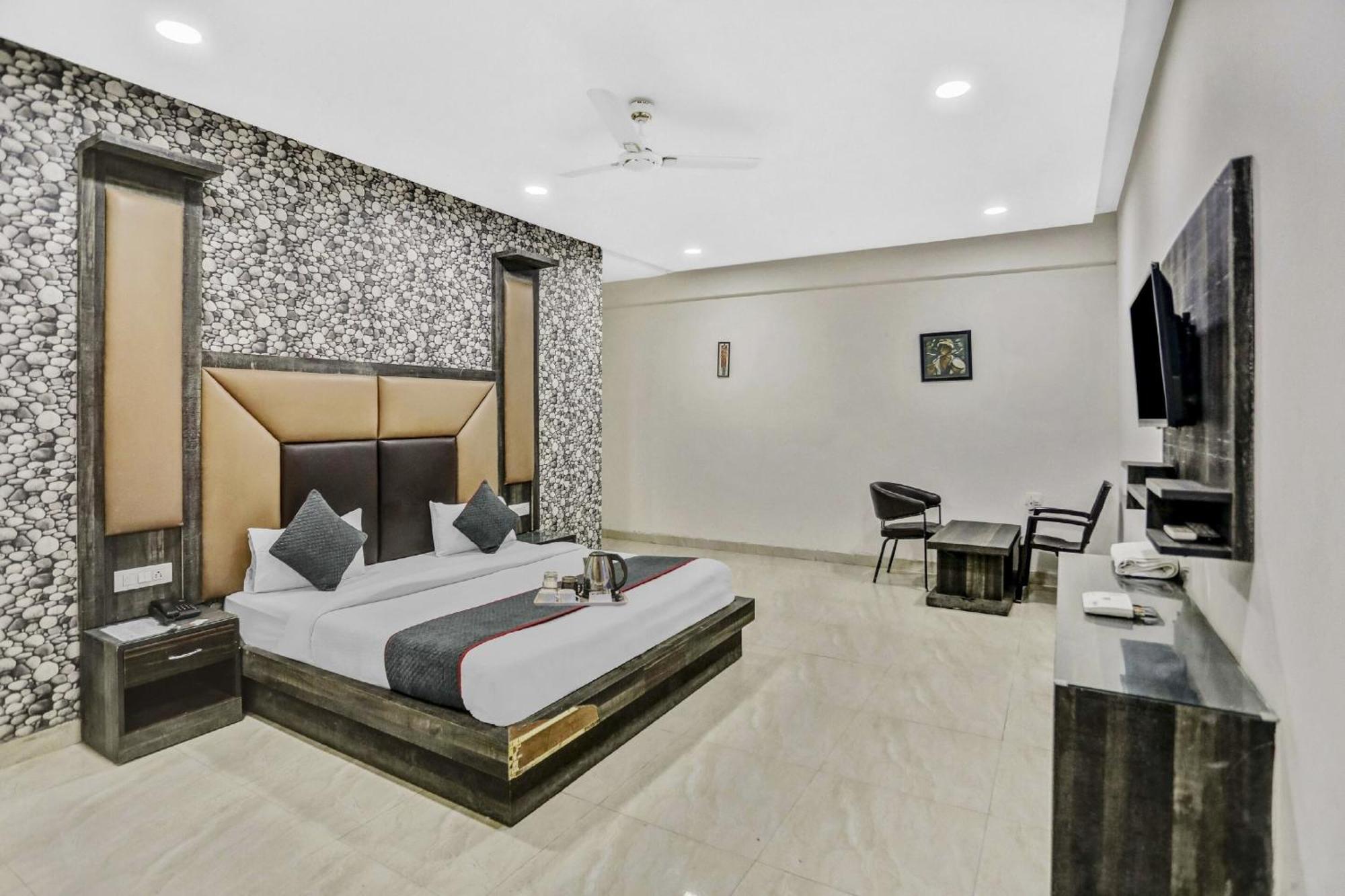 Townhouse 22956 Hotel Grand Residency Delhi  Exterior foto