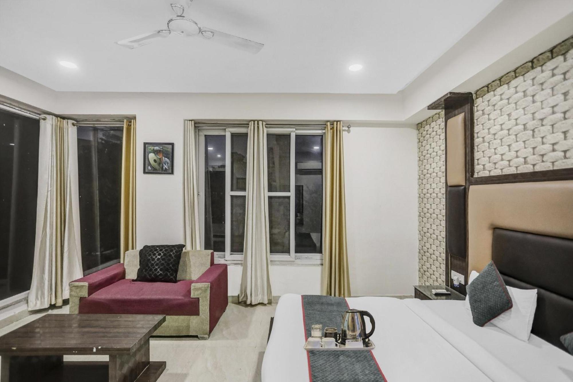 Townhouse 22956 Hotel Grand Residency Delhi  Exterior foto